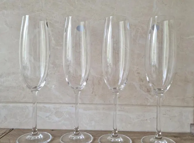 Naukova Apartamento *